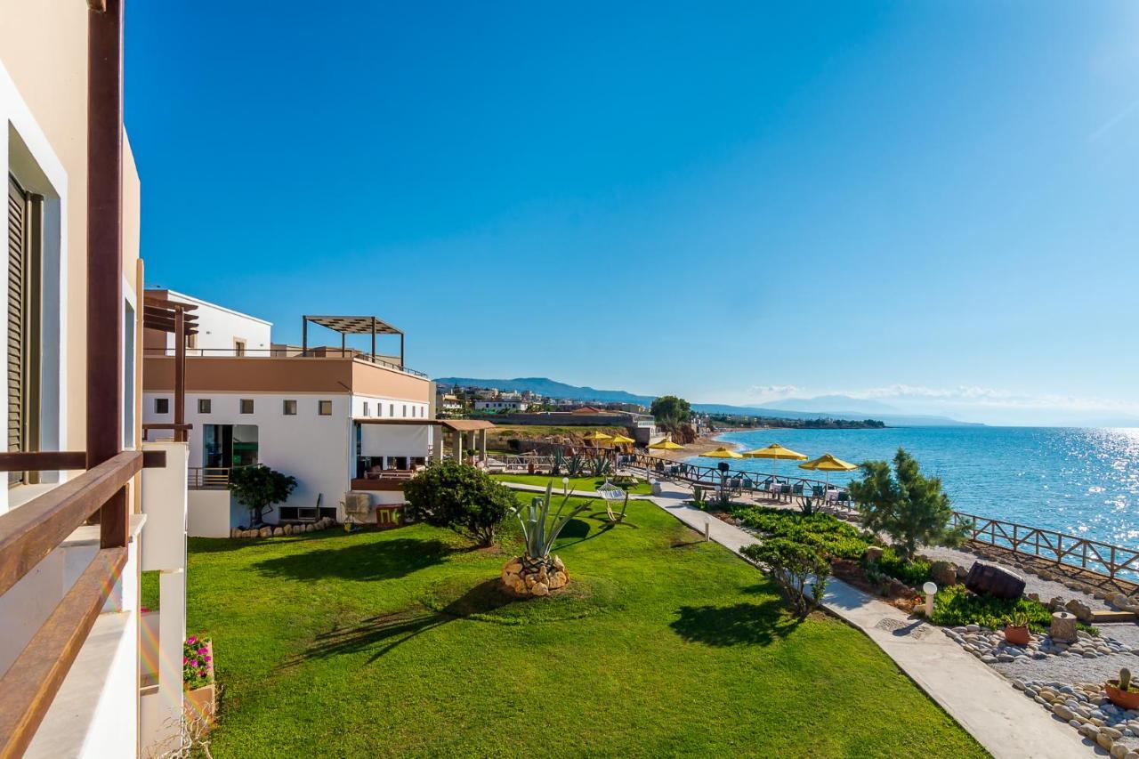 Alkionis Beach Hotel Apartments Sfáka Buitenkant foto